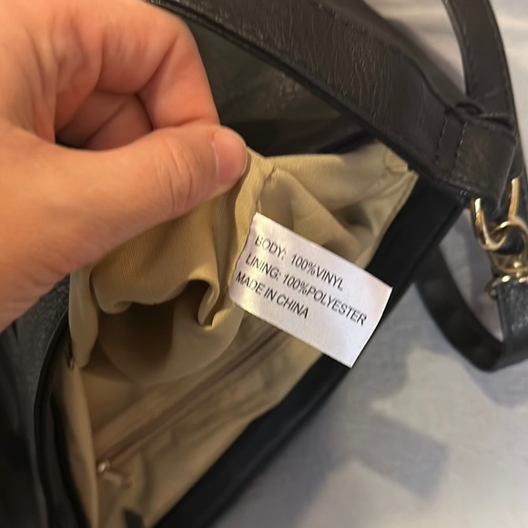 Dolce Vita Black Shoulder Bag - Picture 5 of 5